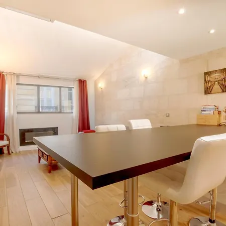 Superbe Duplex En Hypercentre Avec Rooftop Et Climatisation *